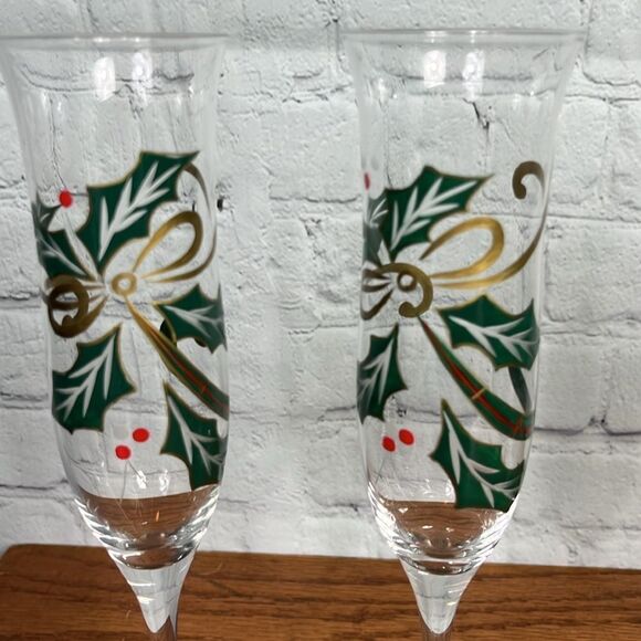 4~ 10-1/2" LENOX Holiday Spirit Fluted Champagne Glasses - Picture 4 of 7